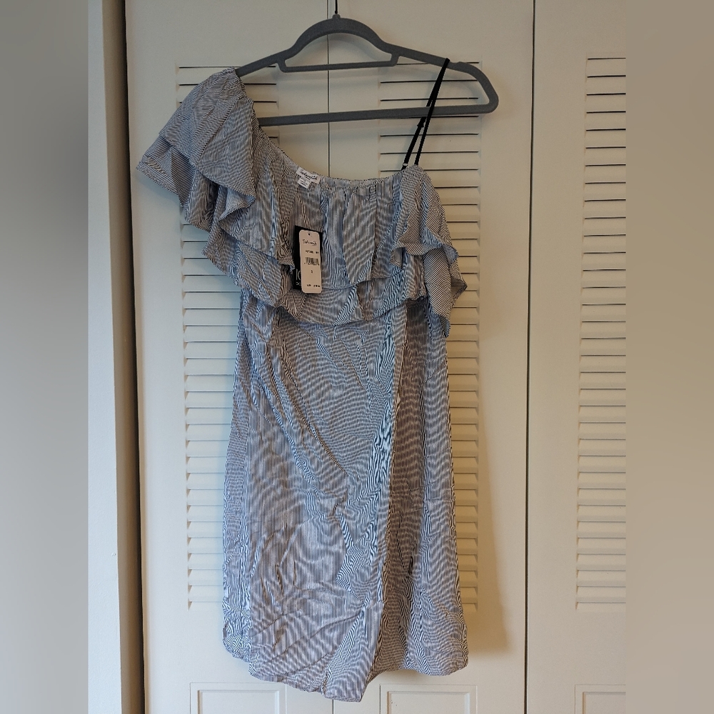 Splendid one shoulder dress